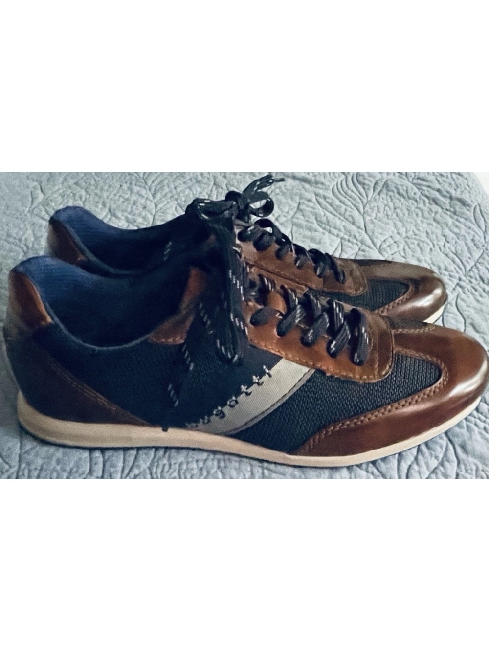 Bugatti COGNAC AND NAVY LEATHER DRESS SNEAKER Italian Leather & Textile Sz 41.